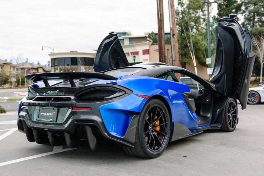  McLaren 600LT Vega Blue 2019 года  (фото 33 из 36)